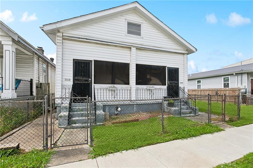 Homes for sale in New Orleans, LA | 3114 Audubon St, New Orleans, LA 70125 | MLS# 2502727