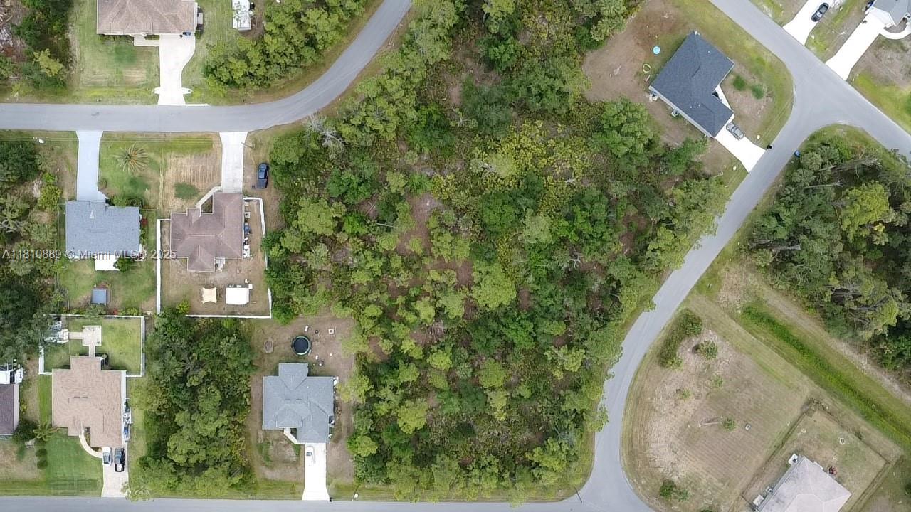 Port Charlotte Sub 32