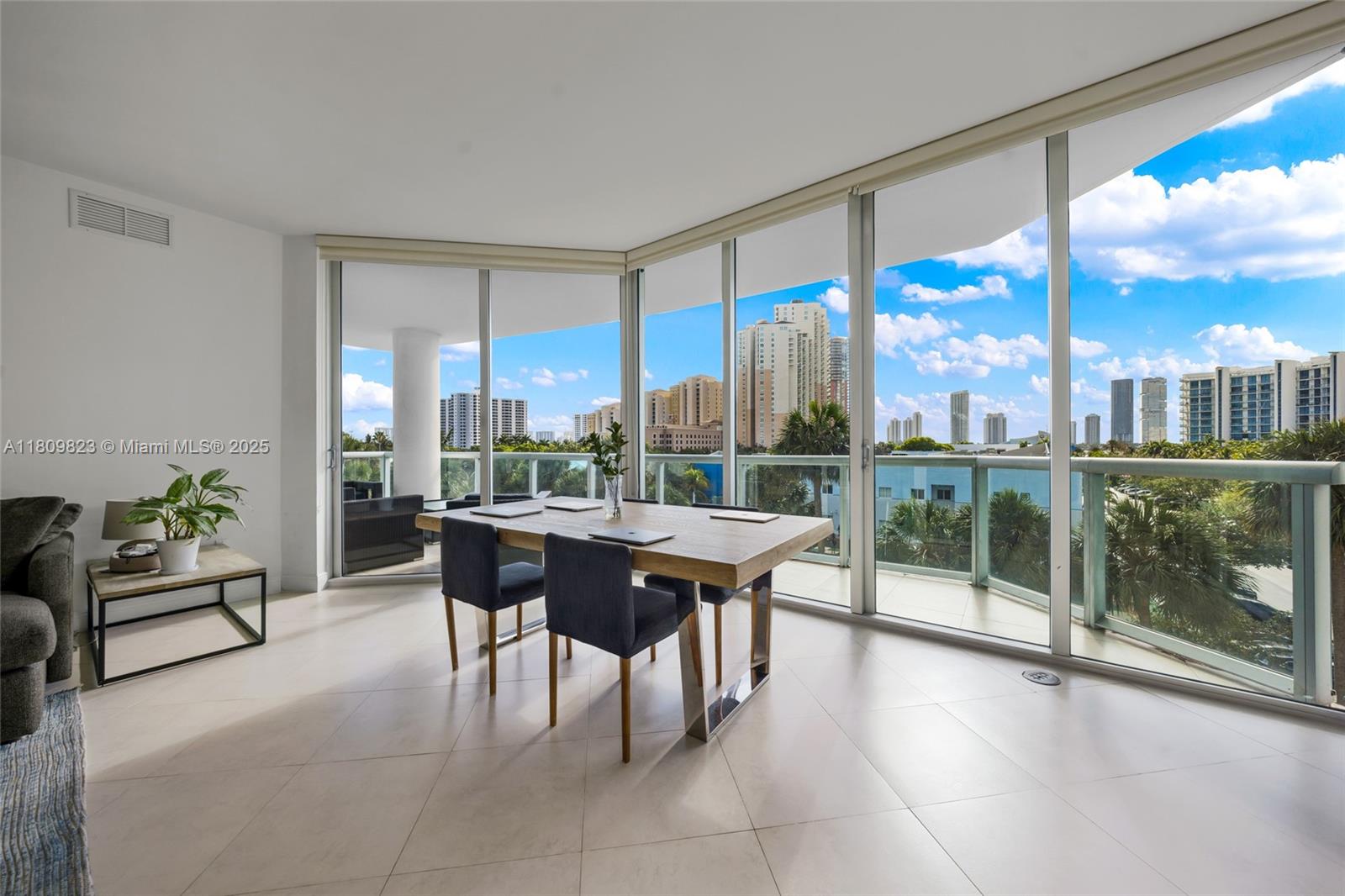 The Atrium At Aventura Co