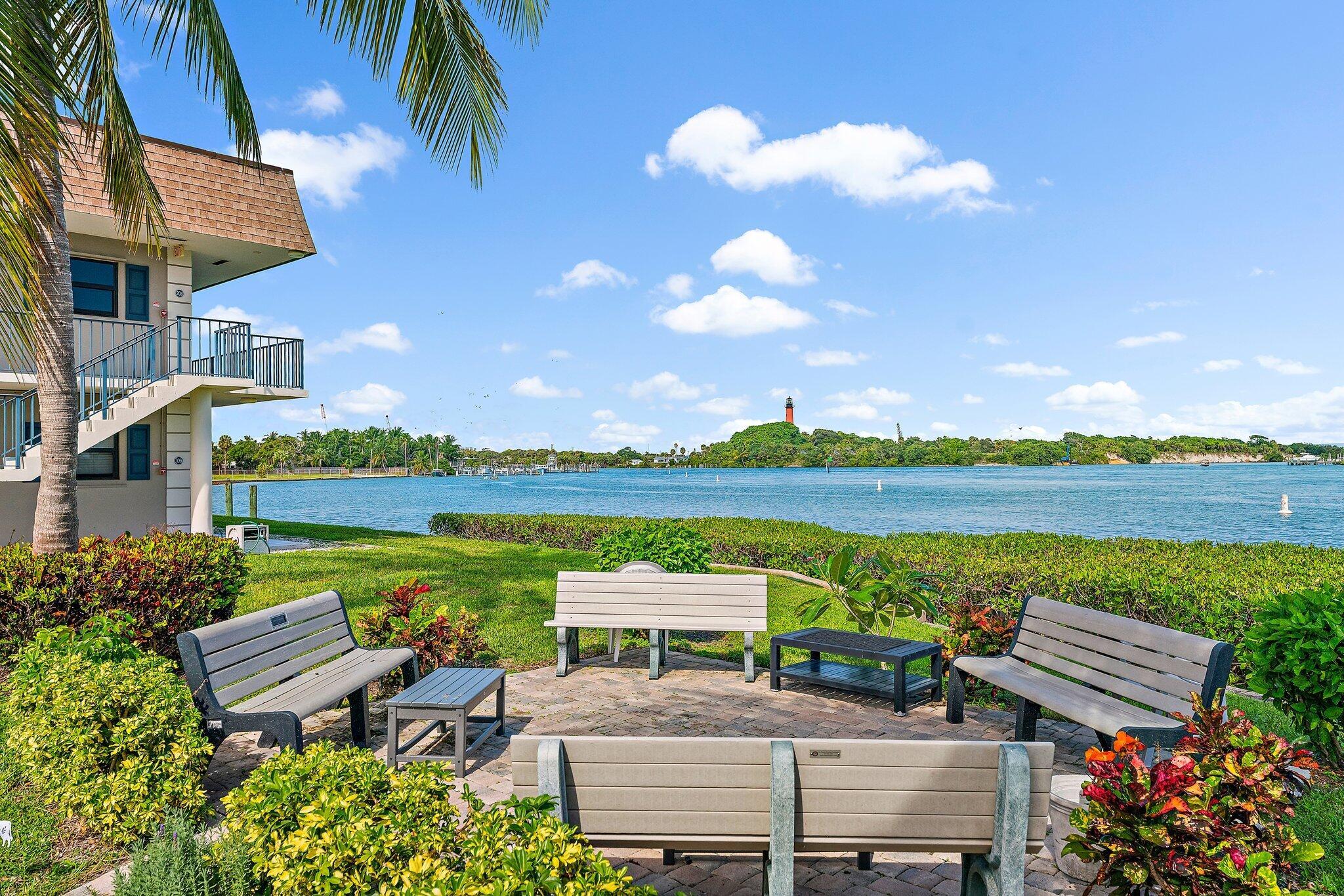 Jupiter Inlet Condominums