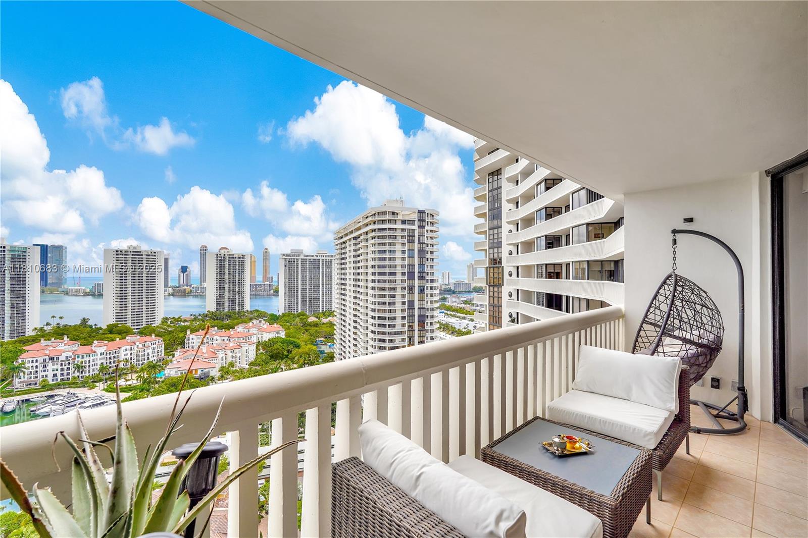 1000 Island Blvd #2508, Aventura FL 33160