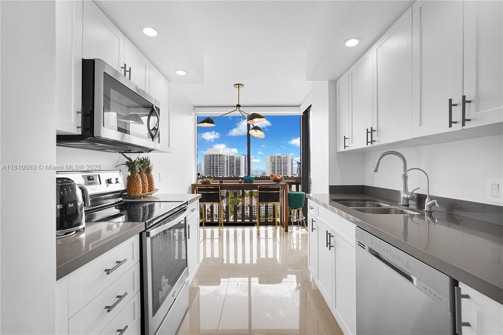 1000 Island Blvd #2508, Aventura FL 33160