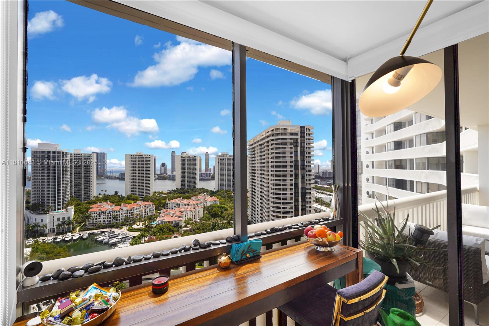 1000 Island Blvd #2508, Aventura FL 33160