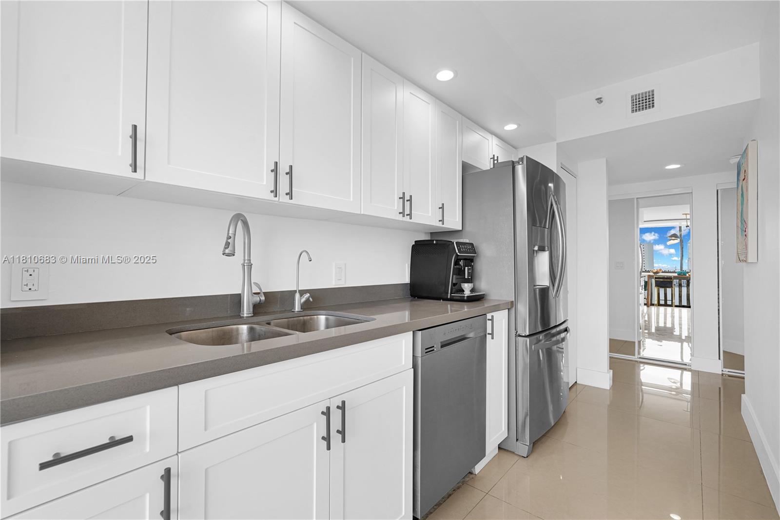 1000 Island Blvd #2508, Aventura FL 33160