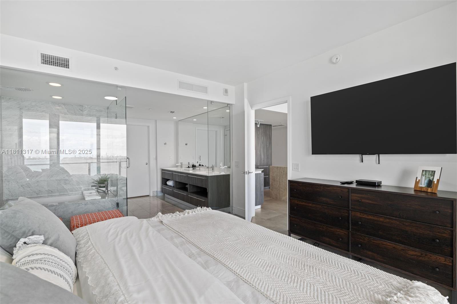 3131 NE 7th Ave #1006, Miami FL 33137