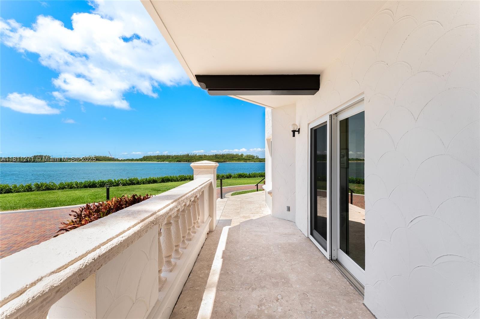 2213 Fisher Island Dr #3103, Miami Beach FL 33109