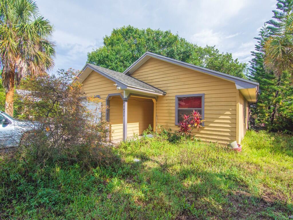 Homes for sale in Vero Beach, FL | 3625 2nd Lane, Vero Beach, FL 32968 | MLS# R11094547