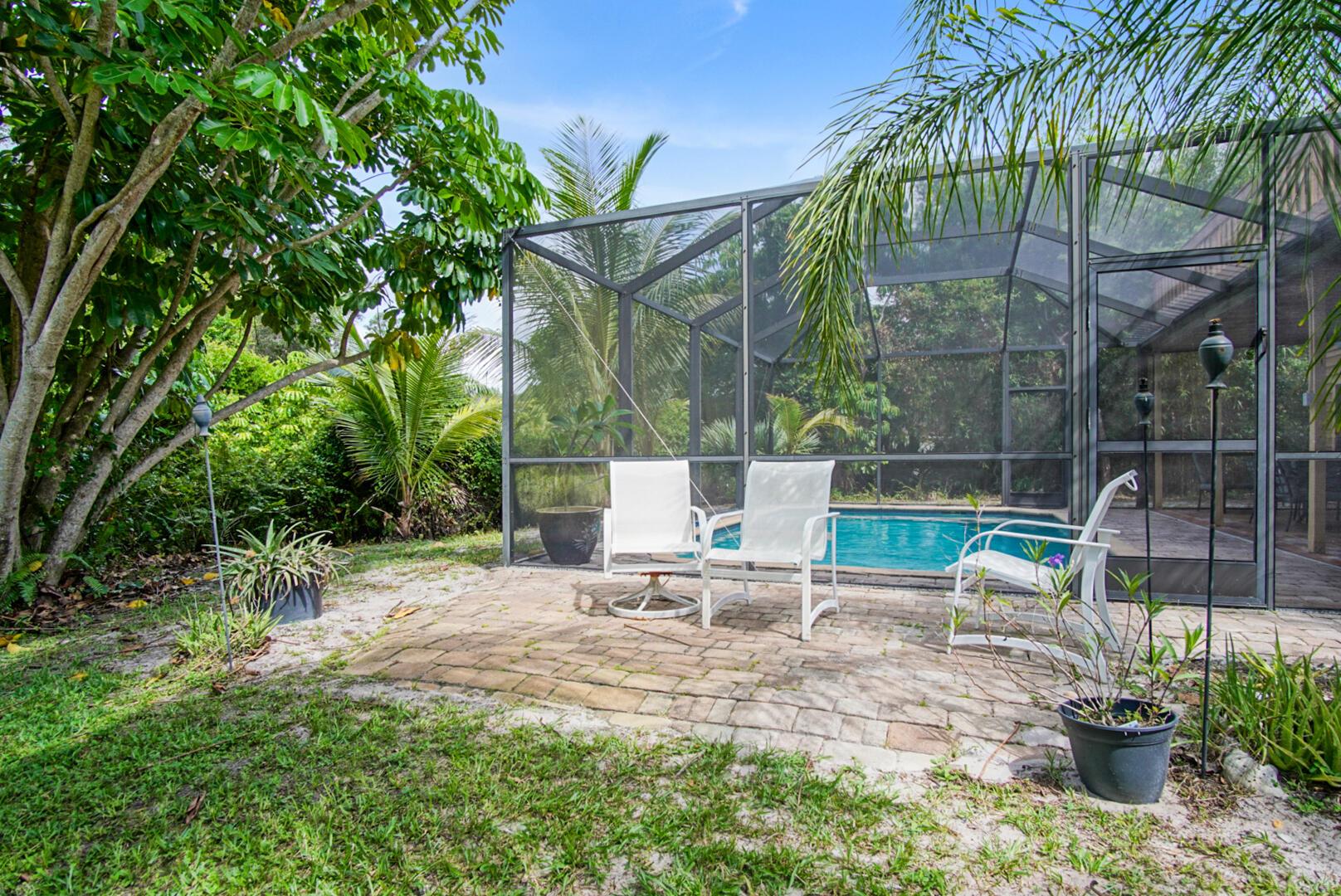 Homes for sale in Jensen Beach, FL | 880 Ne Stokes Terrace, Jensen Beach, FL 34957 | MLS# R11094580