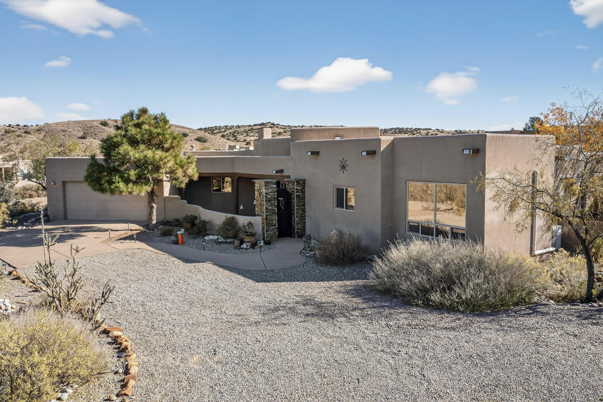 Homes for sale in Placitas, NM | 1 Seasons Cir, Placitas, NM 87043 | MLS# 1084860