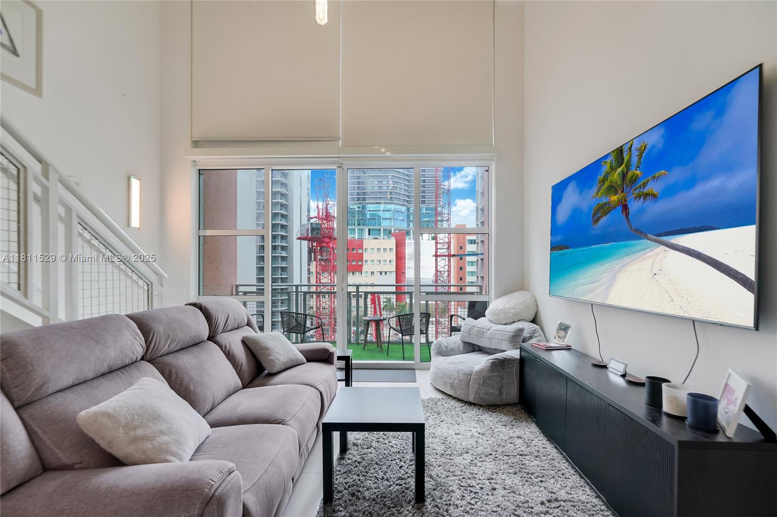 Vizcayne North Condo