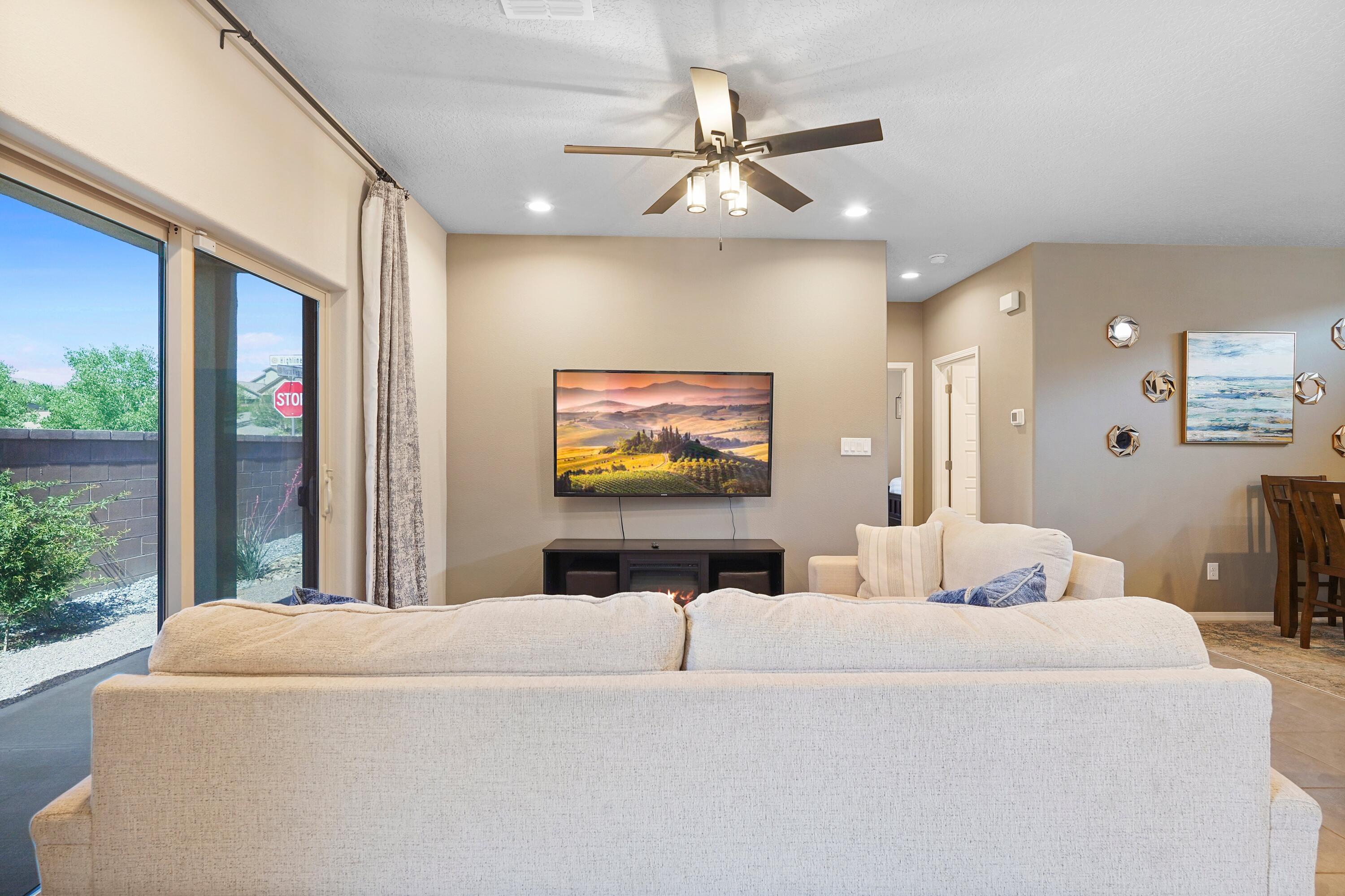 Homes for sale in Los Lunas, NM | 1672 Tierra Verde Loop, Los Lunas, NM 87031 | MLS# 1084871