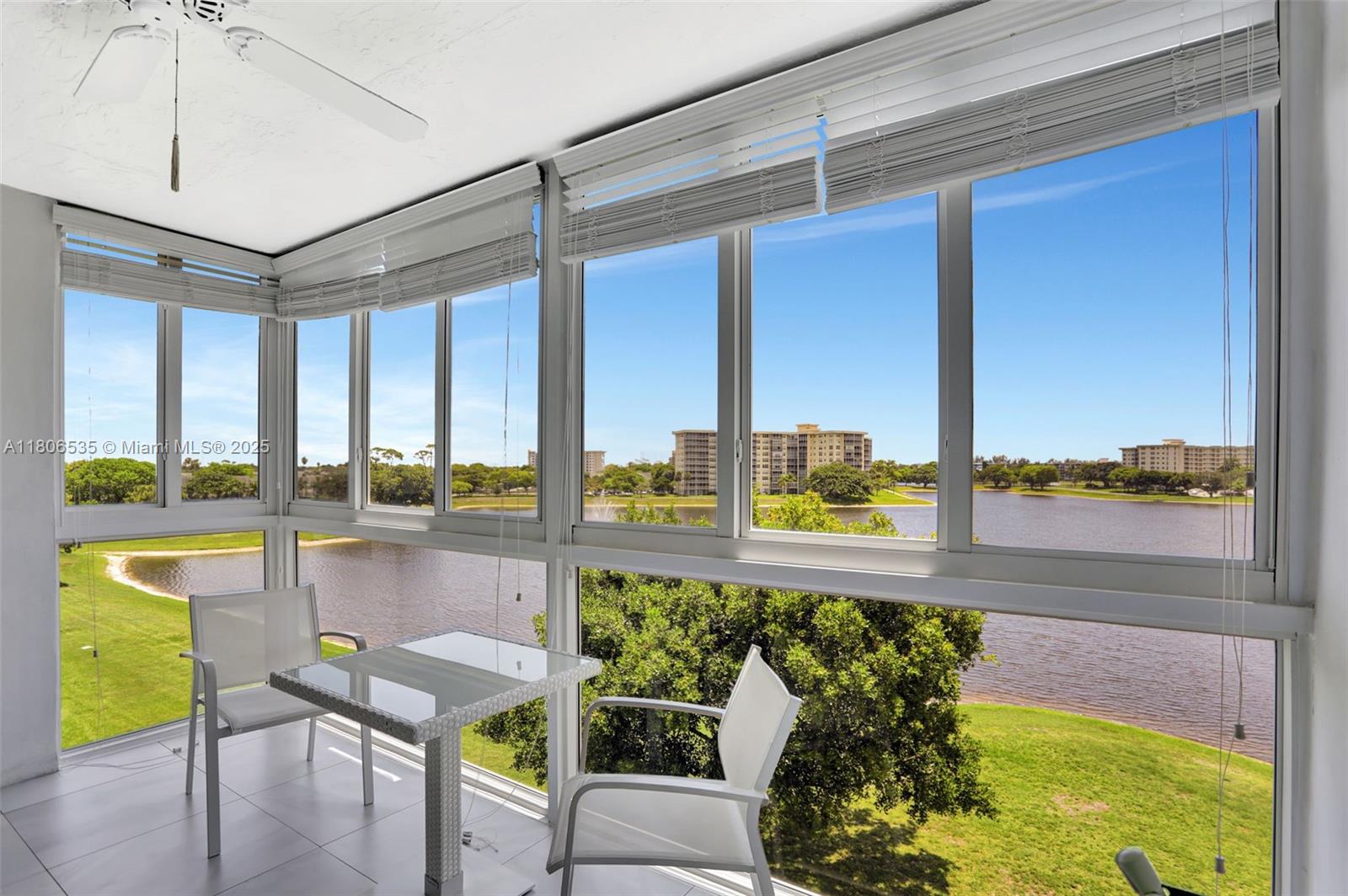 No 49 Palm-Aire Country C