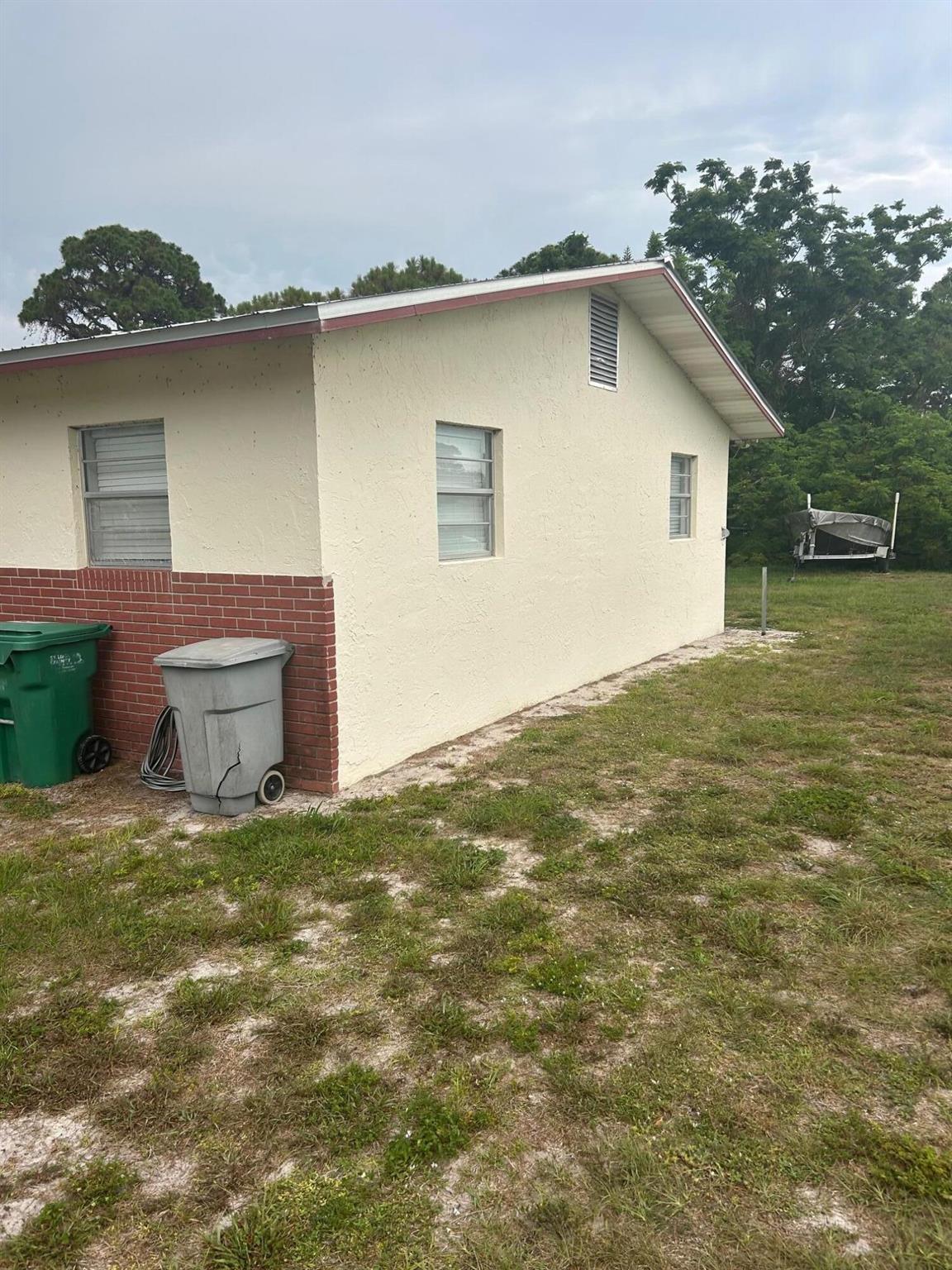 Homes for sale in Fort Pierce, FL | 2536 Seneca Avenue, Fort Pierce, FL 34946 | MLS# R11094783