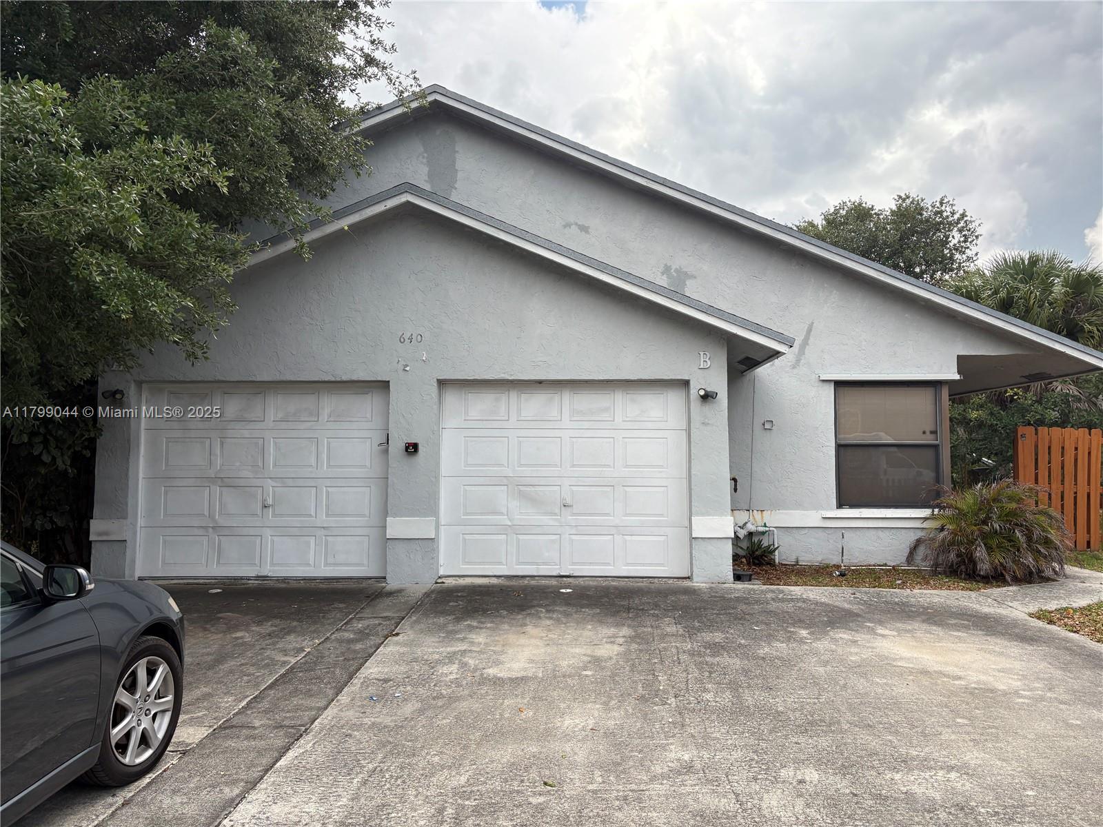 Homes for sale in Delray Beach, FL | 640 Sw 20Th Ct, Delray Beach, FL 33445 | MLS# A11799044