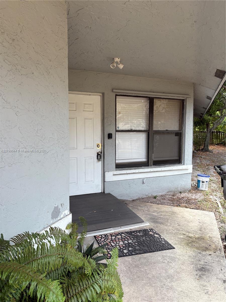 Homes for sale in Delray Beach, FL | 640 Sw 20Th Ct, Delray Beach, FL 33445 | MLS# A11799044