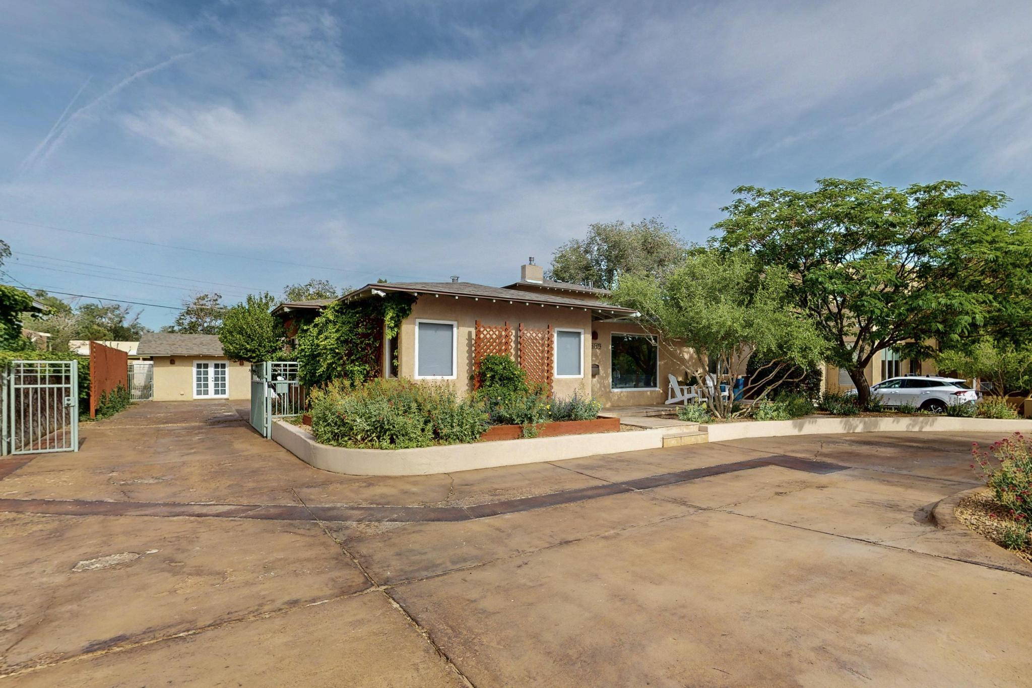 Homes for sale in Albuquerque, NM | 1017 Pampas Dr Se, Albuquerque, NM 87108 | MLS# 1084927