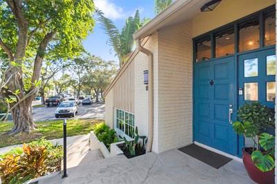 681 Kensington Place Wilton Manors FL 33305 | F10506234