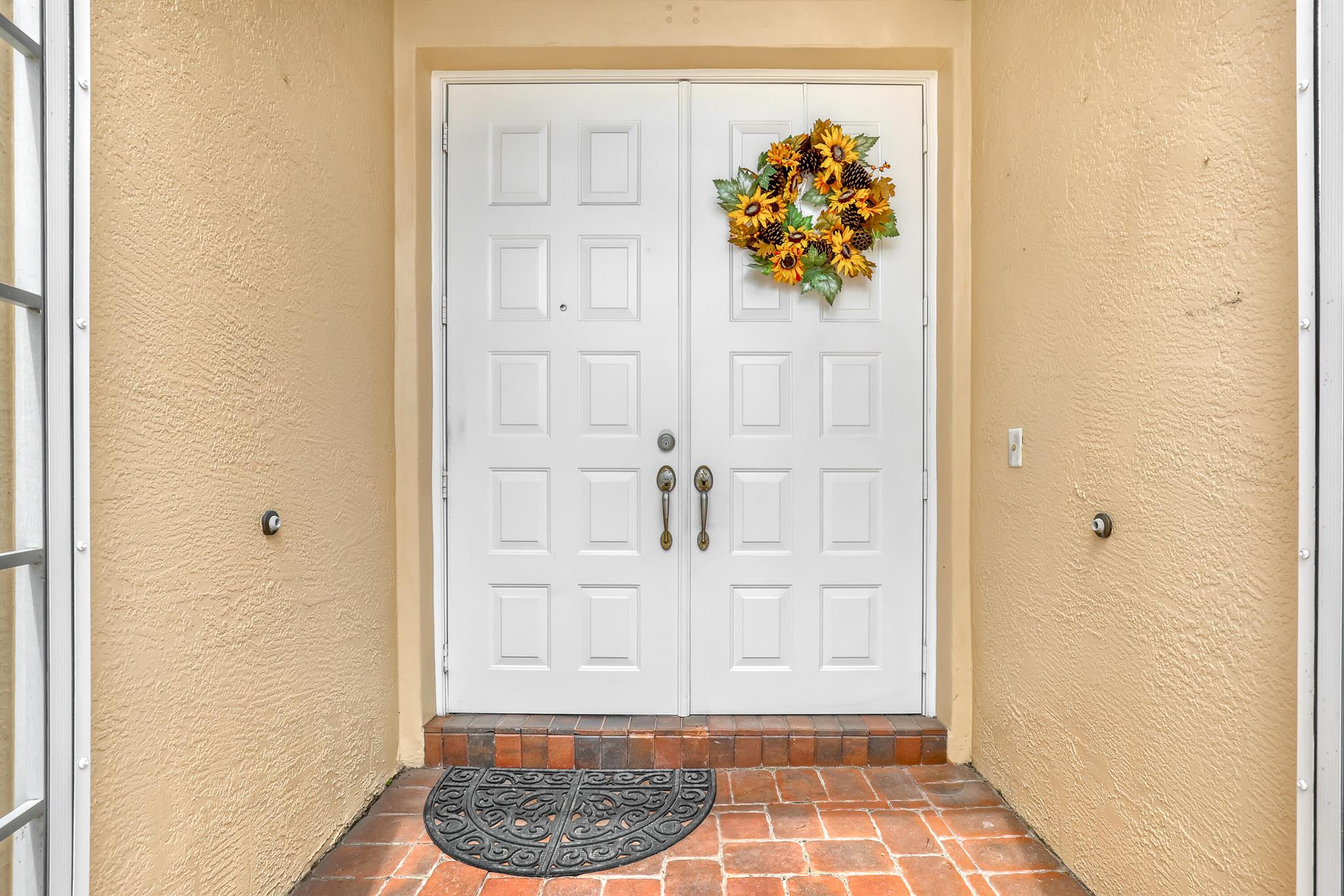 Homes for sale in West Palm Beach, FL | 9466 Lantern Bay Circle, West Palm Beach, FL 33411 | MLS# R11095010