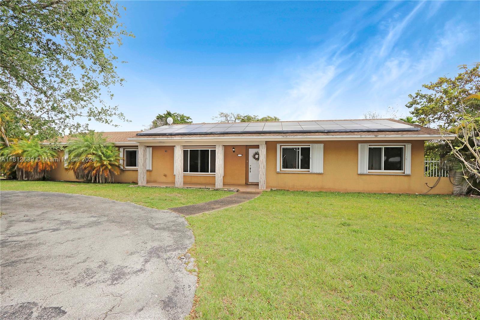Homes for sale in Palmetto Bay, FL | 17501 Sw 89Th Ave, Palmetto Bay, FL 33157 | MLS# A11812639