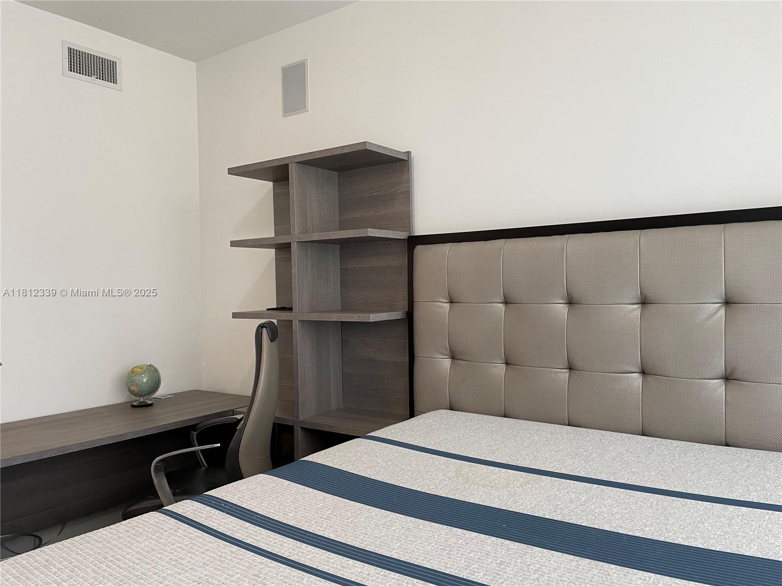 3300 NE 188th St #409, Aventura FL 33180