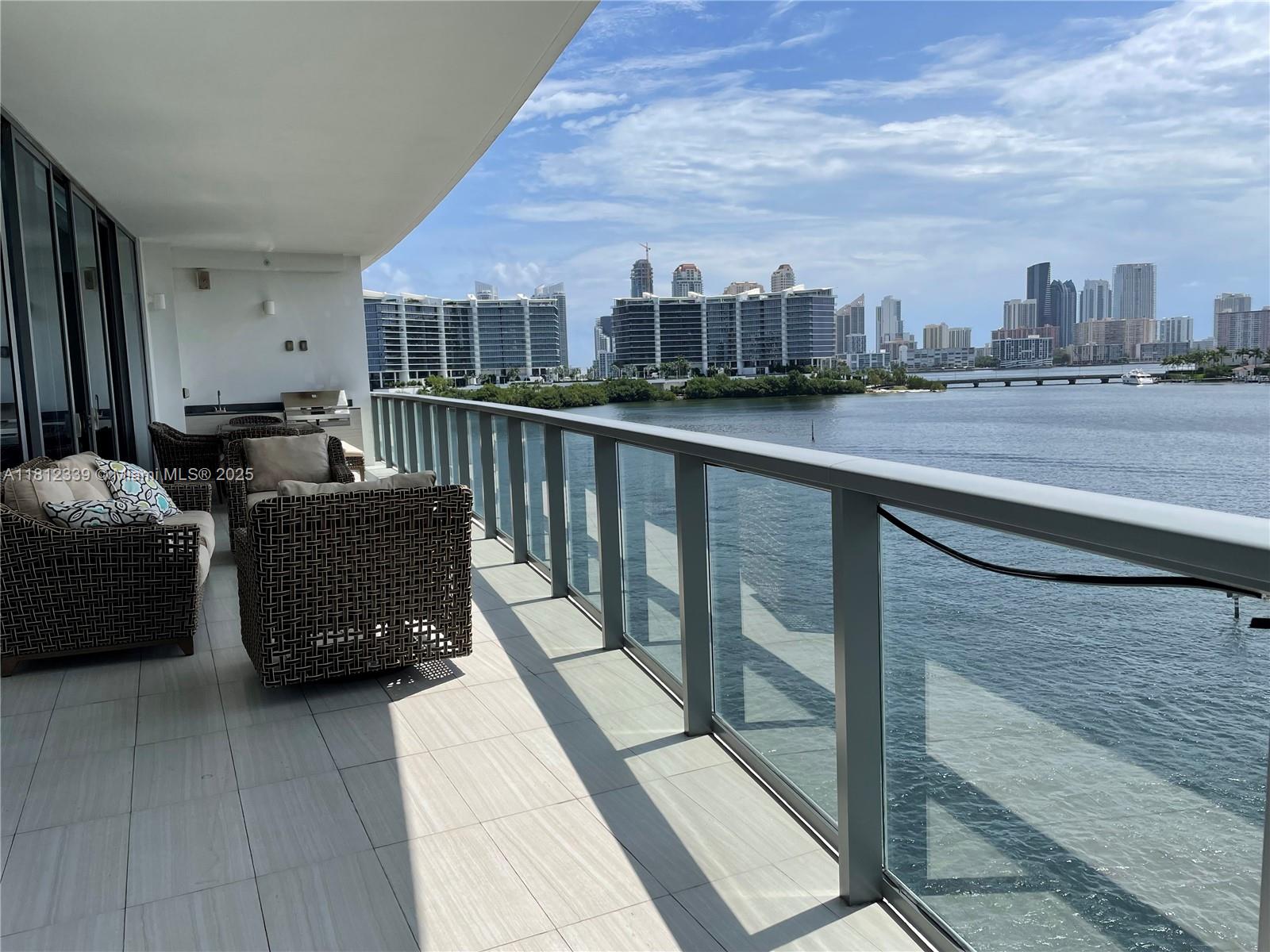 3300 NE 188th St #409, Aventura FL 33180