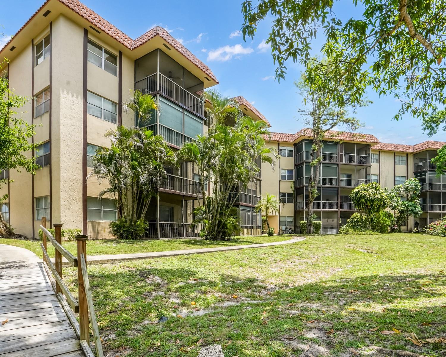 Homes for sale in Lauderhill, FL | 6201 N Falls Cir Dr #109, Lauderhill, FL 33319 | MLS# F10506404