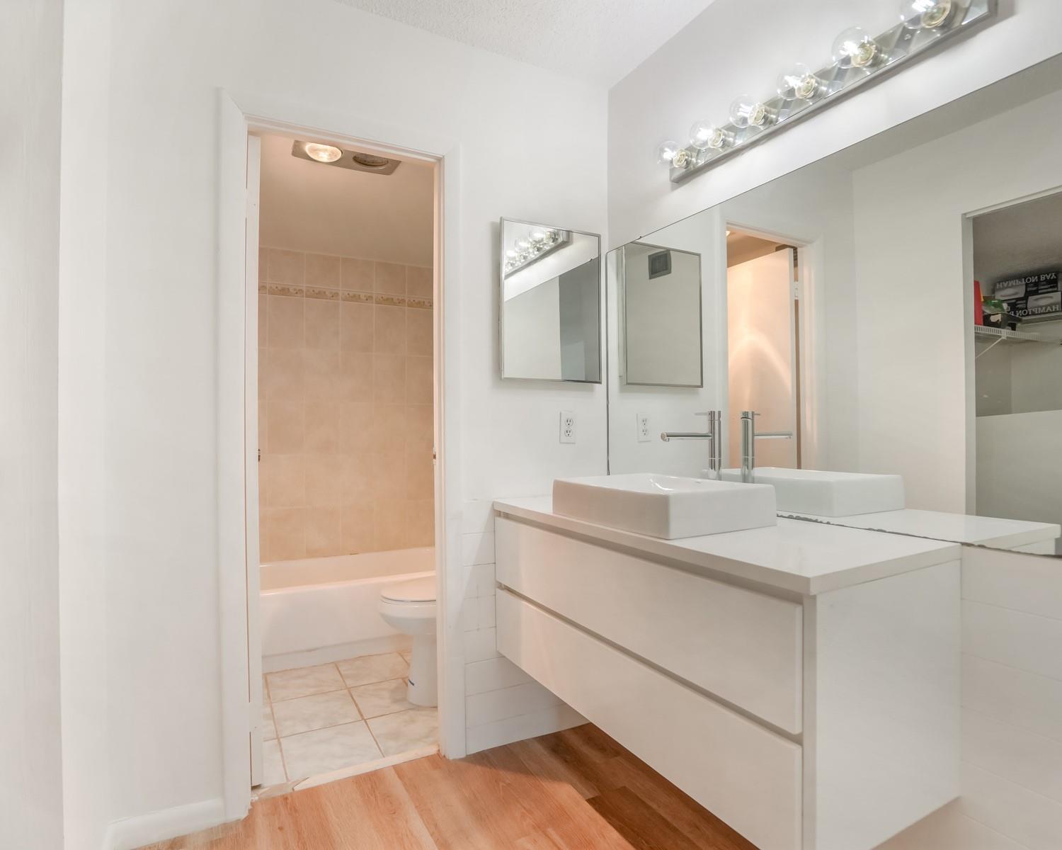 Homes for sale in Lauderhill, FL | 6201 N Falls Cir Dr #109, Lauderhill, FL 33319 | MLS# F10506404