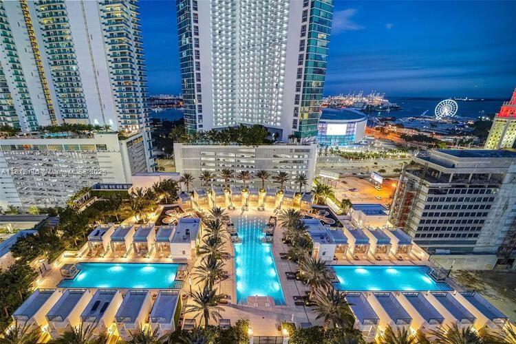 Condo for Sale in Miami, FL
