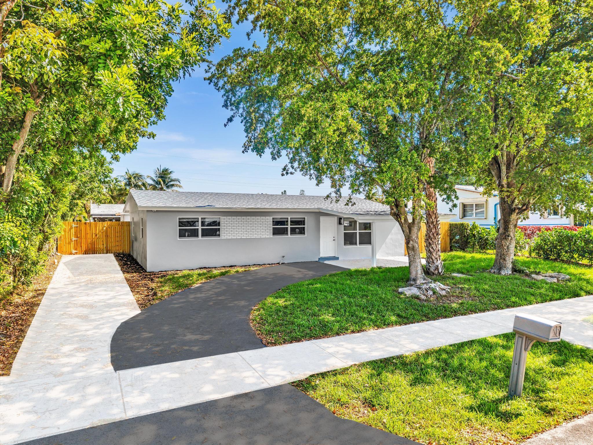 2770 25th St Fort Lauderdale FL 33311 | F10506378