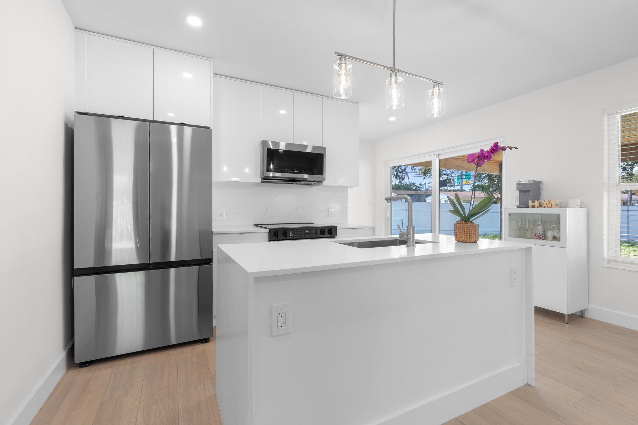 Waterfall Quartz Island