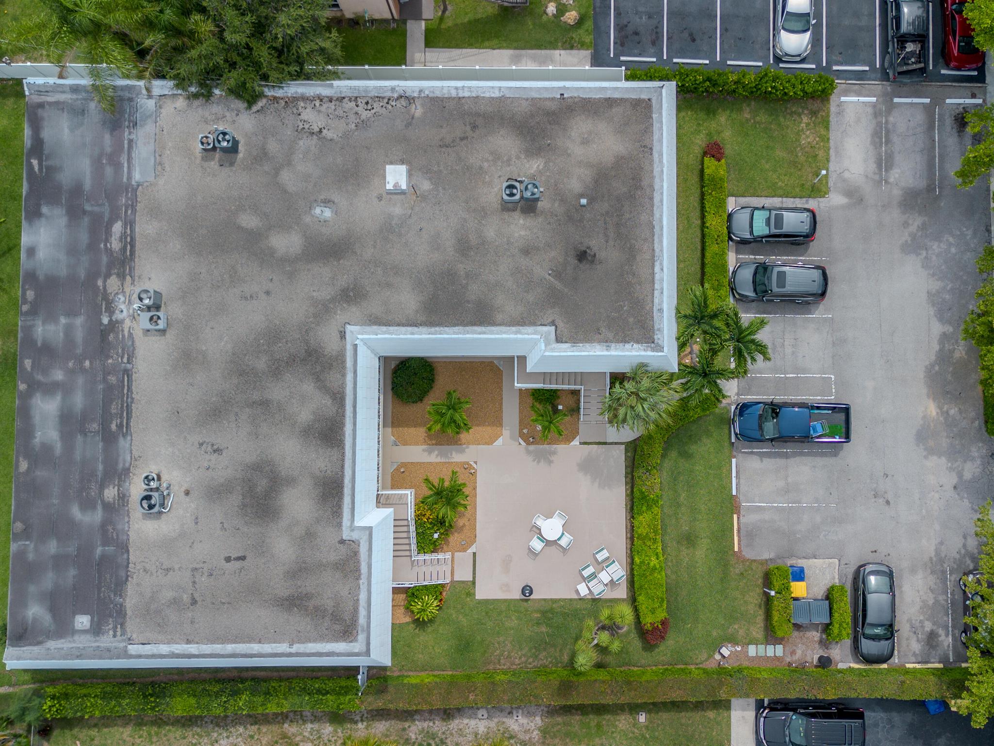 Homes for sale in North Palm Beach, FL | 118 Yacht Club Dr #7, North Palm Beach, FL 33408 | MLS# R11095256