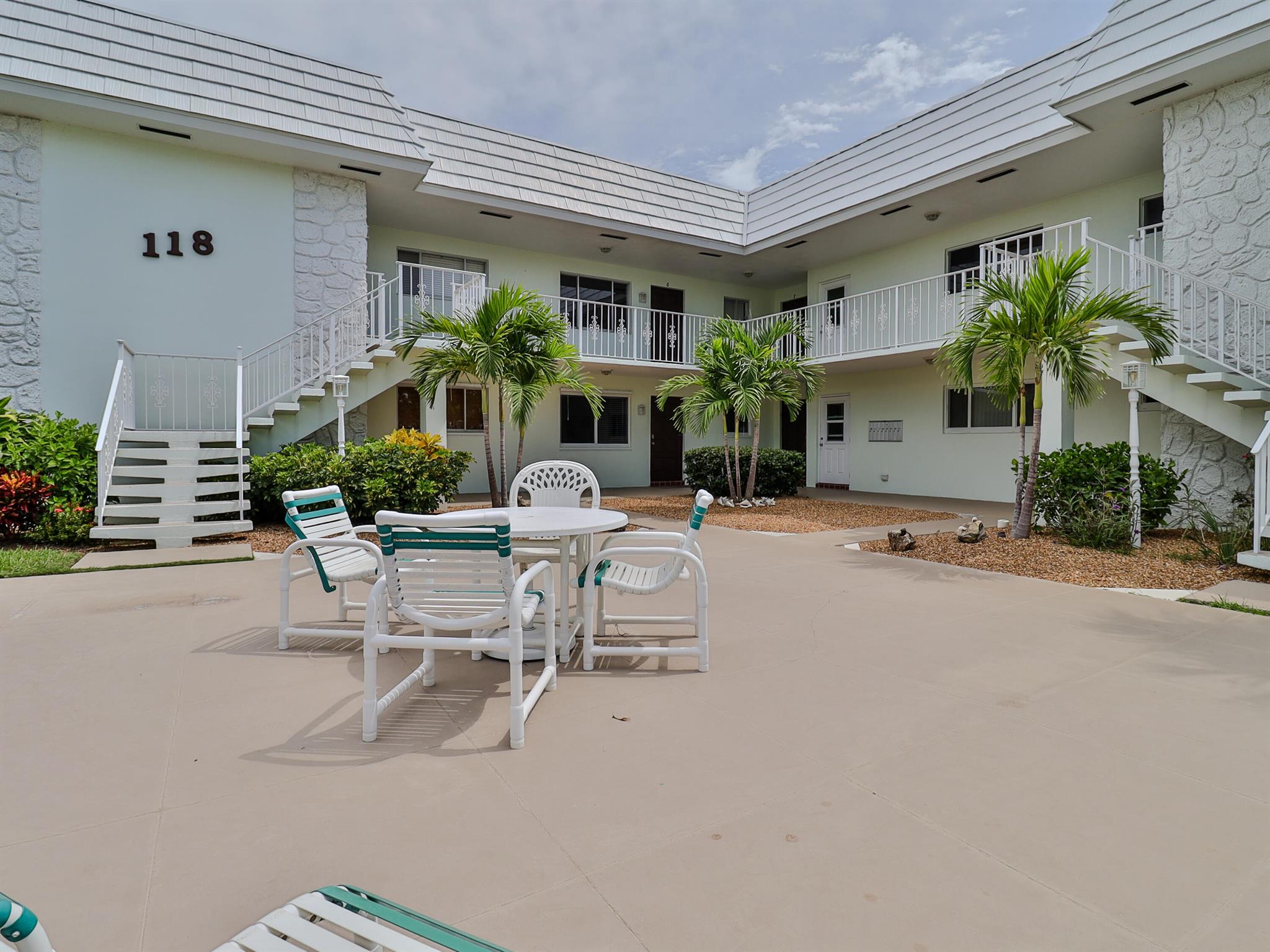 Homes for sale in North Palm Beach, FL | 118 Yacht Club Dr #7, North Palm Beach, FL 33408 | MLS# R11095256