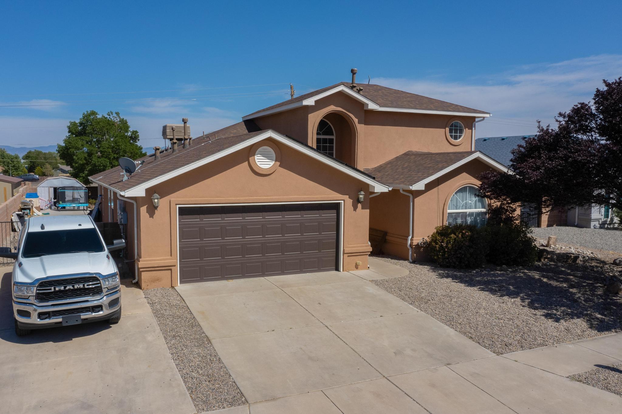 Homes for sale in Los Lunas, NM | 1034 Wagon Trail St, Los Lunas, NM 87031 | MLS# 1085038