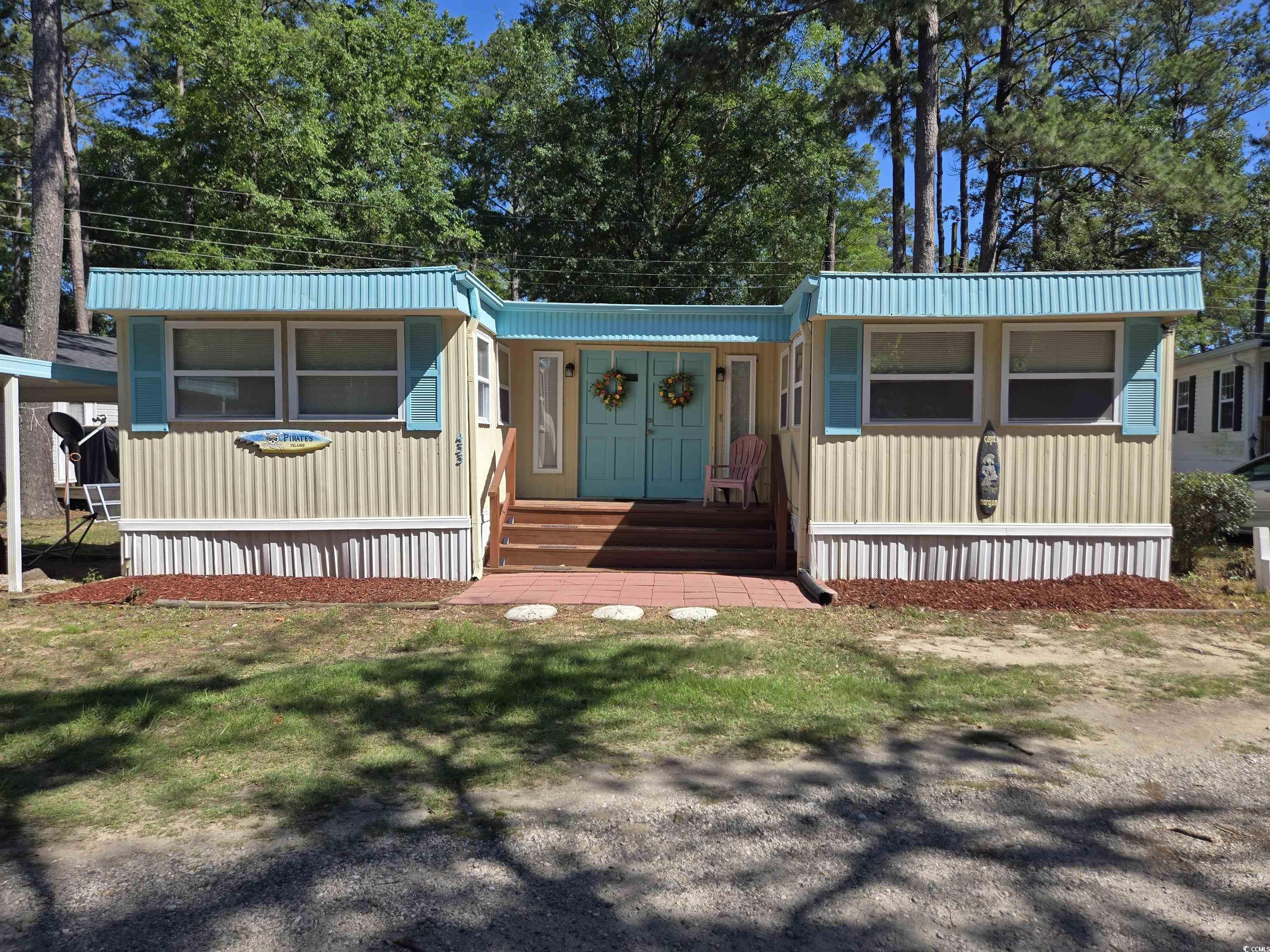 433 E East Bank Dr. Garden City, SC 29576