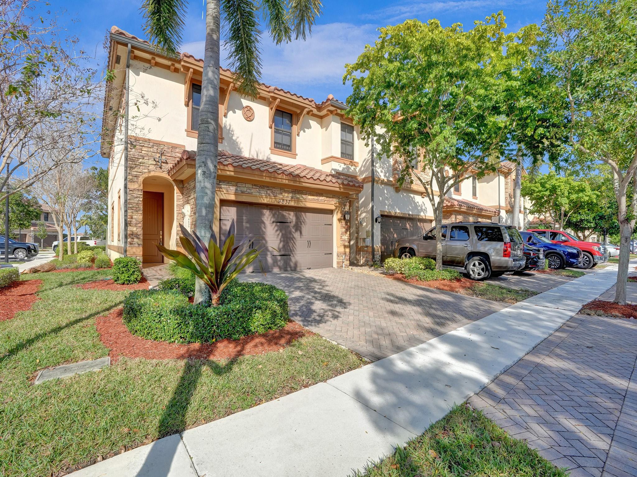 Homes for sale in Parkland, FL | 9637 Watercrest Isle, Parkland, FL 33076 | MLS# F10506638