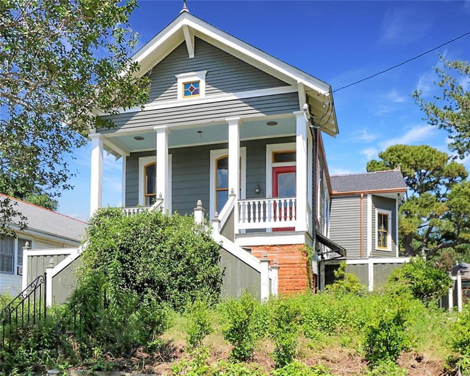 Homes for sale in New Orleans, LA | 4445 Demontluzin St, New Orleans, LA 70122 | MLS# 2504194