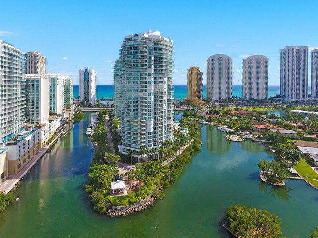 Apartamento en Venta en Sunny Isles Beach, FL