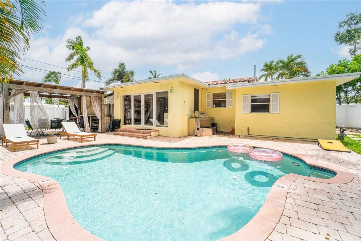 391 Se 6th Ct Pompano Beach FL 33060 | F10506710