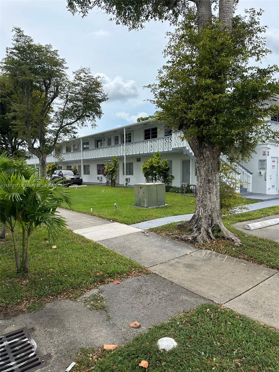 Homes for sale in Miami Gardens, FL | 100 NW 204th St, Miami Gardens, FL 33169