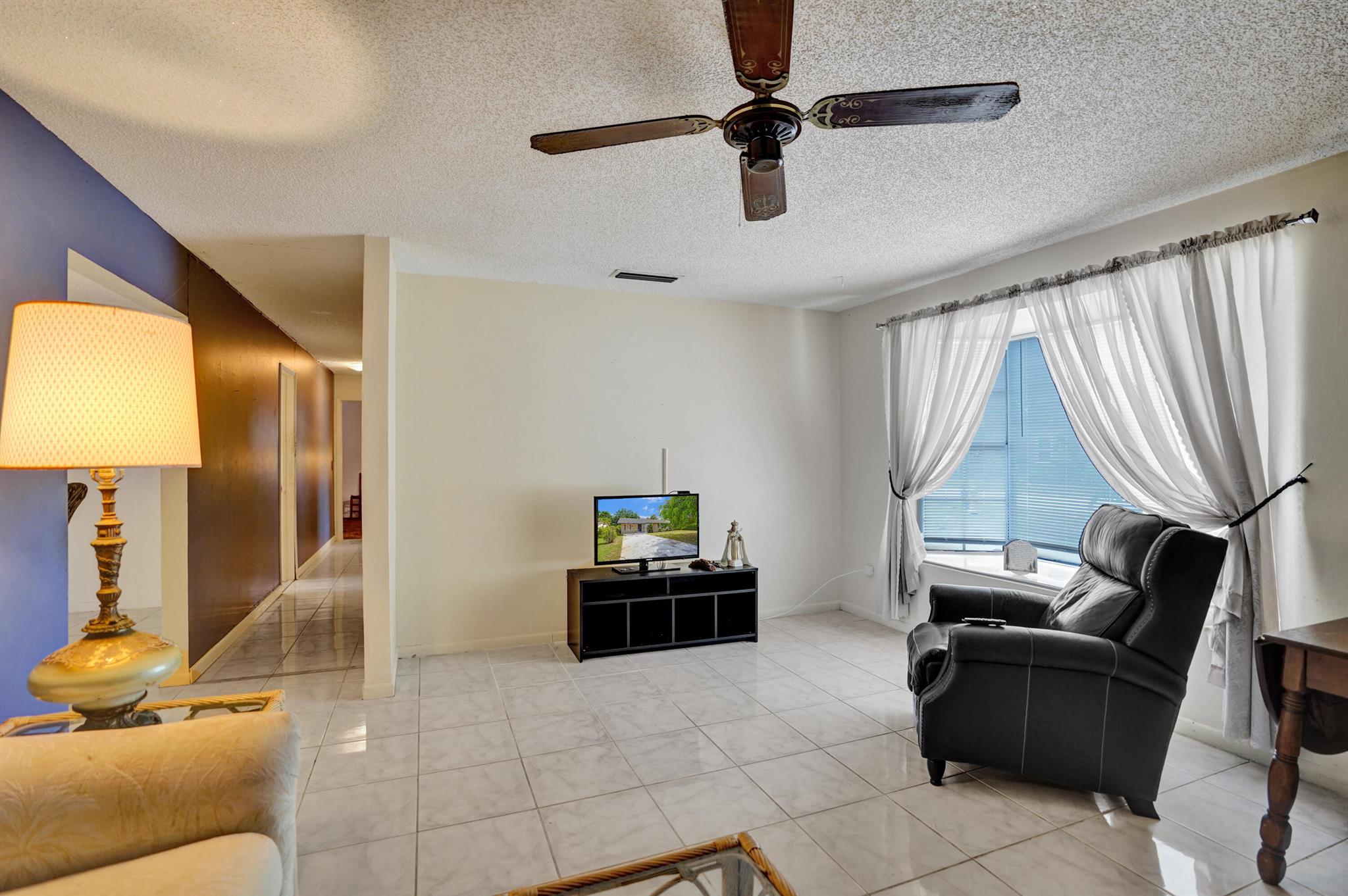 Homes for sale in Lake Worth, FL | 2886 Floral Road, Lake Worth, FL 33462 | MLS# R11095590