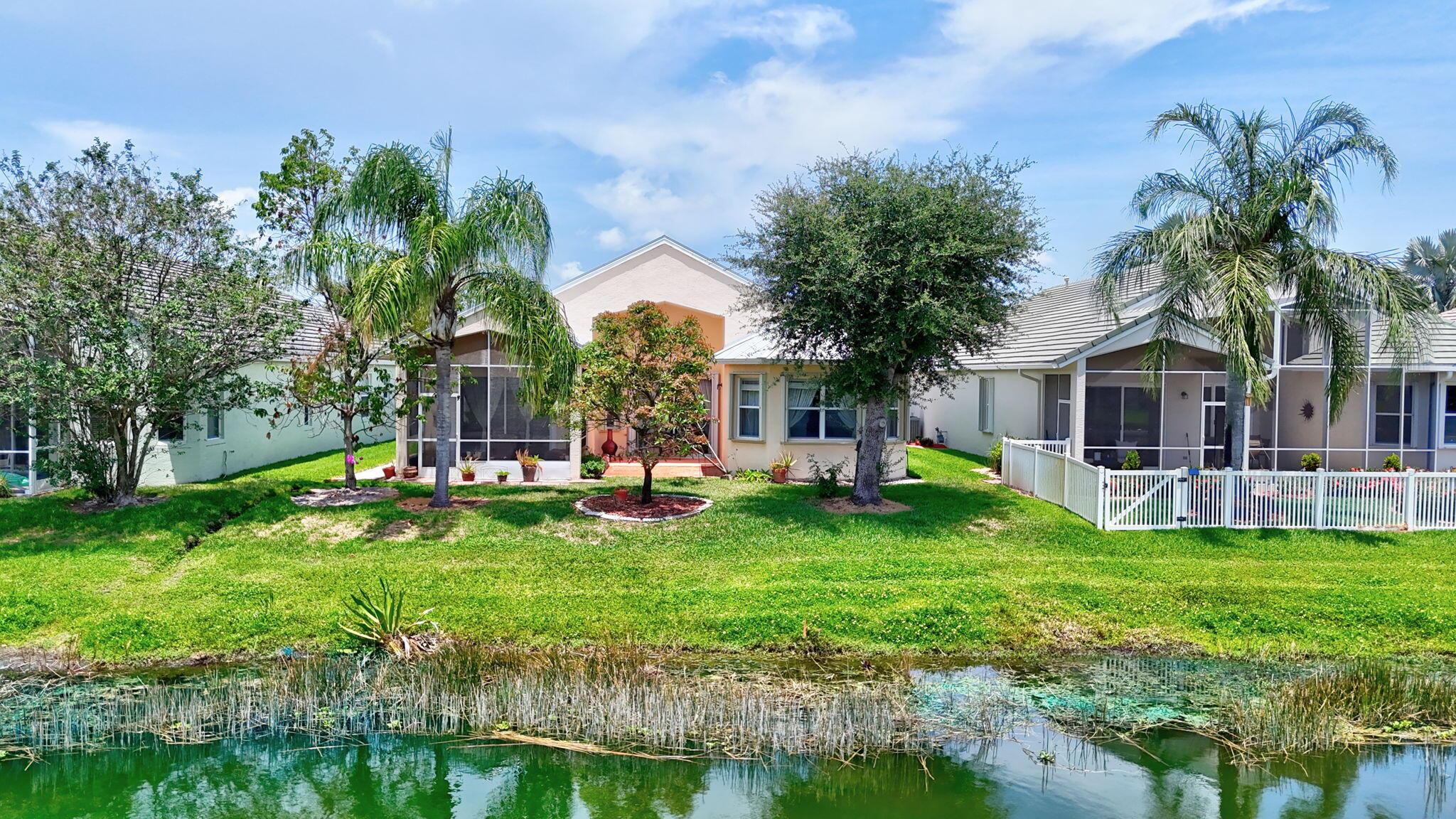 Homes for sale in Port St Lucie, FL | 107 Nw Summerville Court, Port St Lucie, FL 34986 | MLS# R11095620