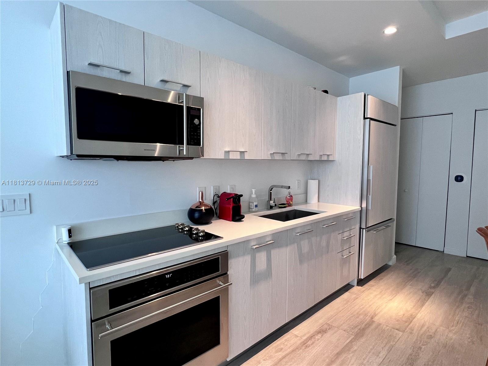 Condo for Rent in Miami, FL