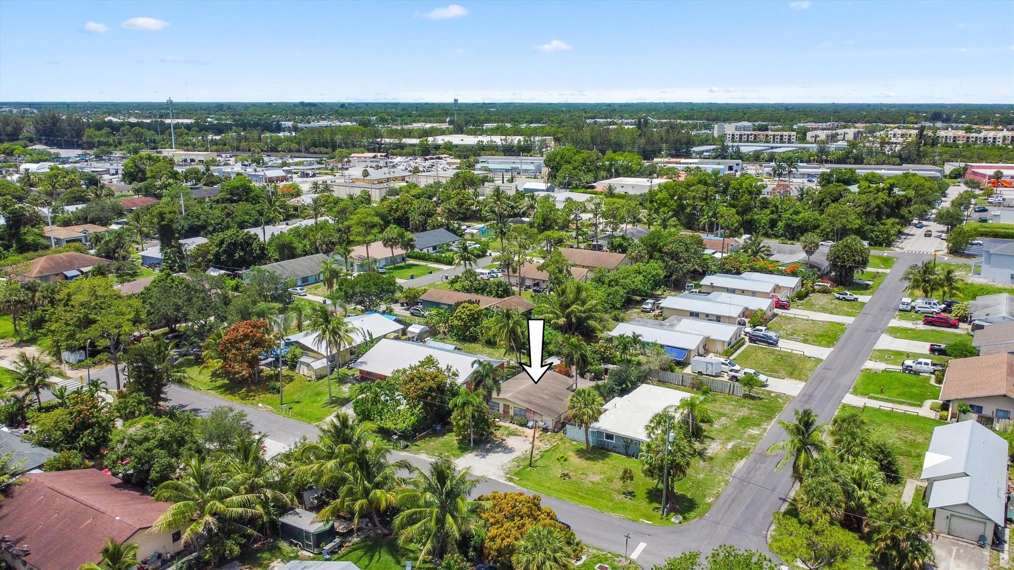 Homes for sale in Stuart, FL | 3044 Se Camino Avenue, Stuart, FL 34997 | MLS# R11095727