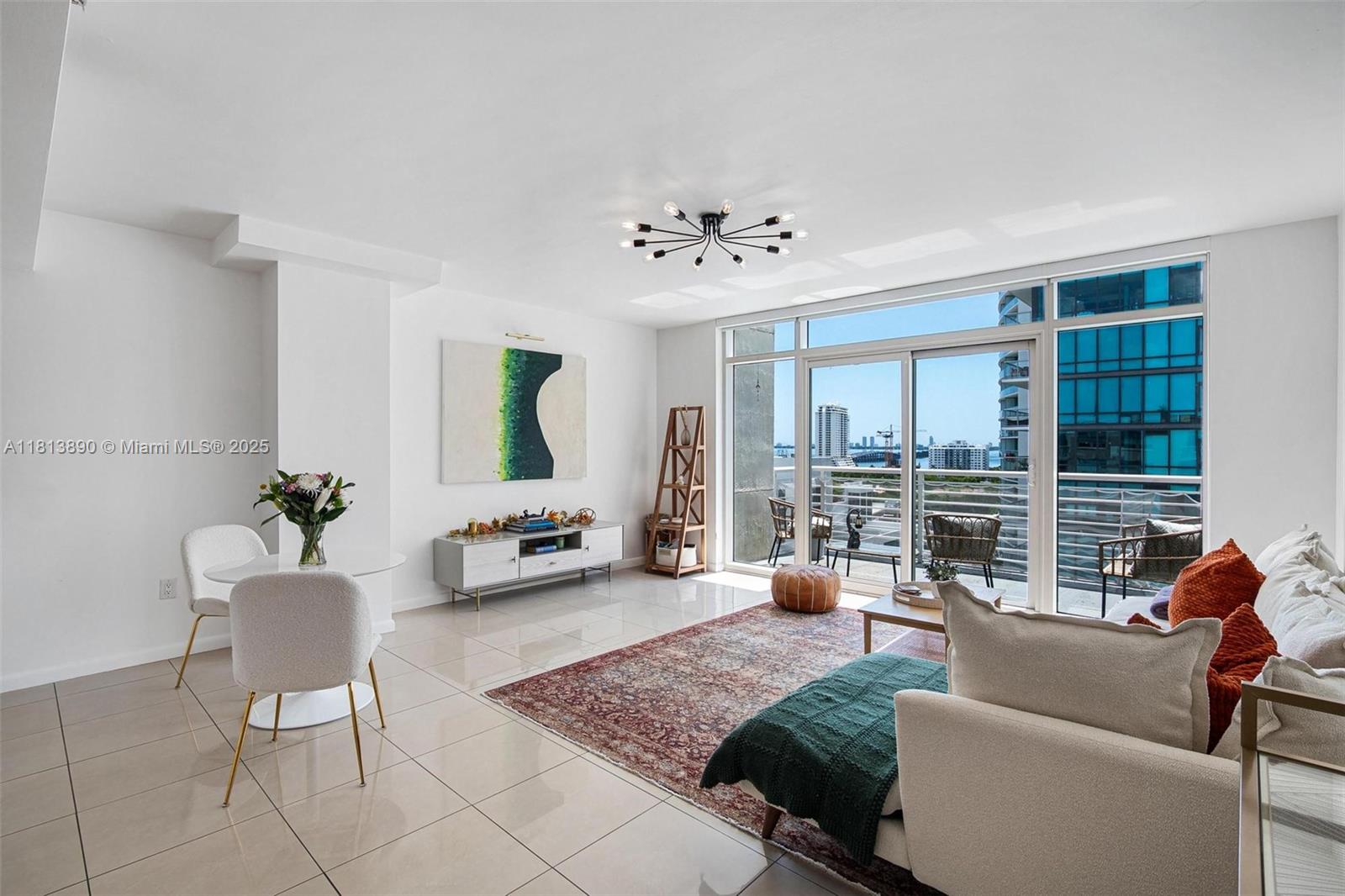 Condo for Sale in Miami, FL