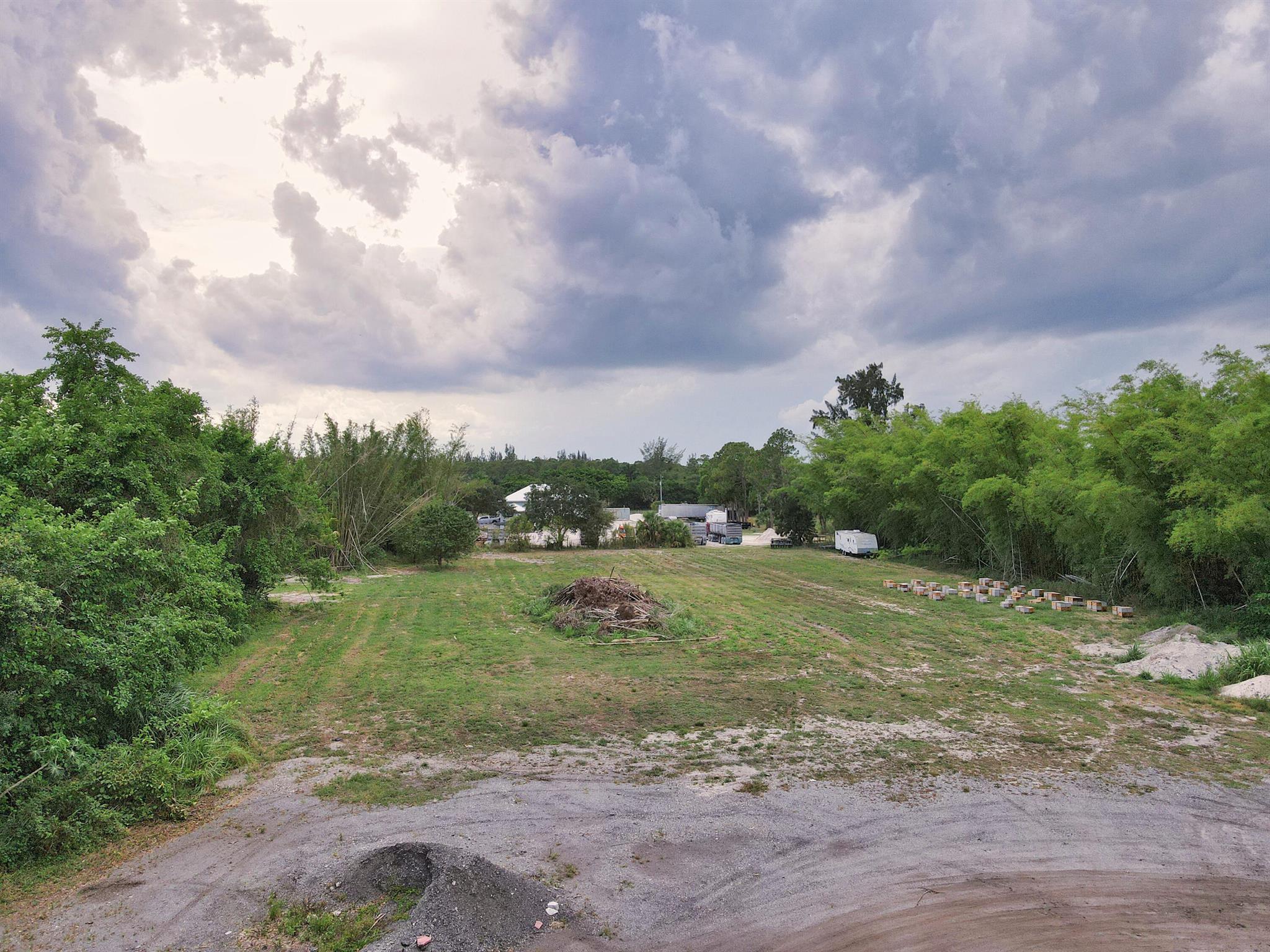 Homes for sale in Loxahatchee Groves, FL | 2105 Jewel Lane, Loxahatchee Groves, FL 33470 | MLS# R11095834