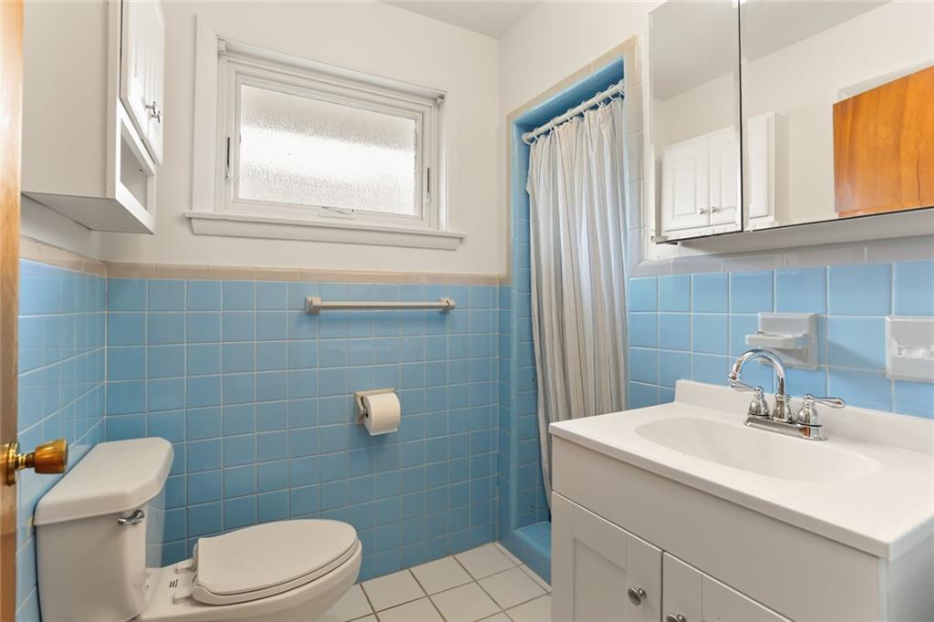 904 W William David Parkway