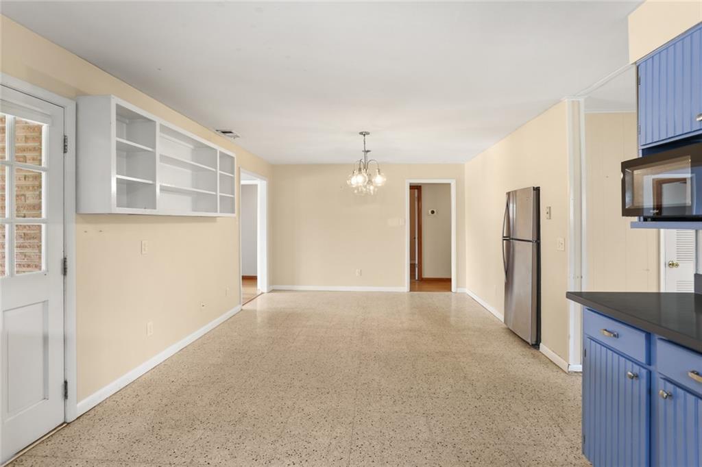 904 W William David Parkway