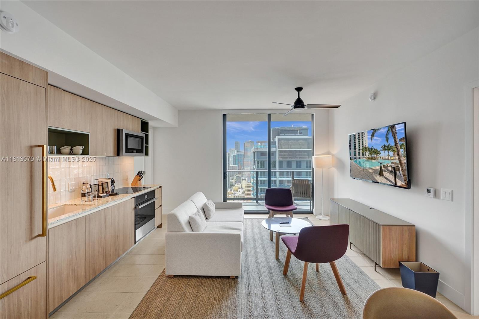 Condo for Sale in Miami, FL