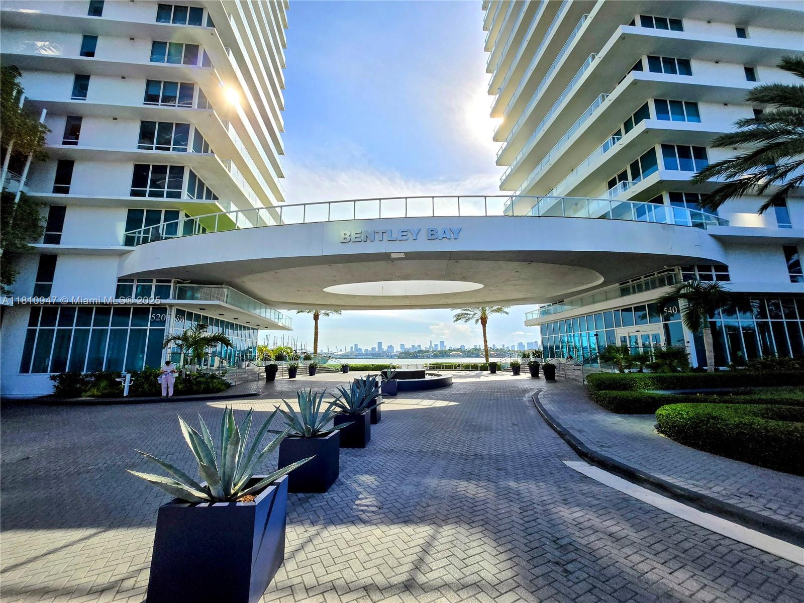 540 West Ave #914, Miami Beach FL 33139
