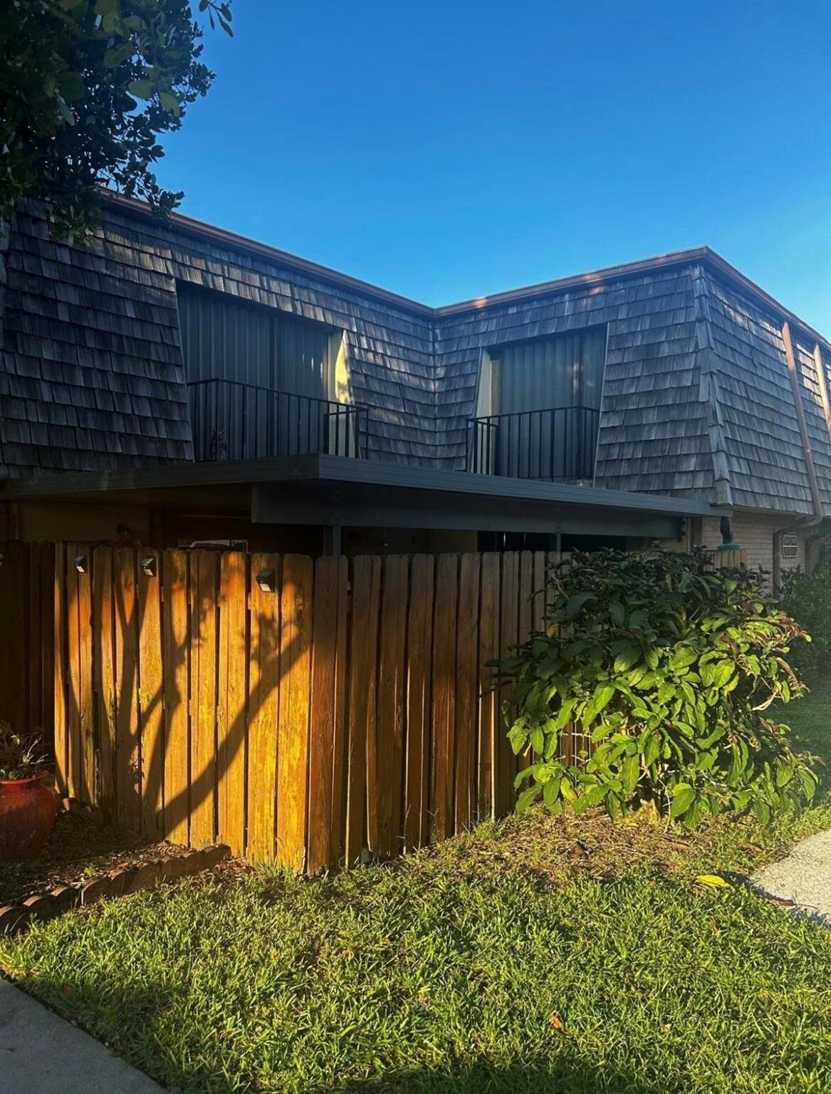 Lakewood 1St Addition Of